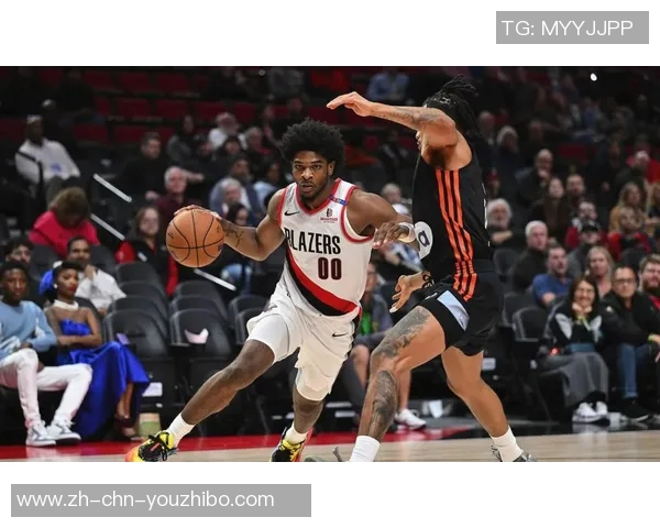 开拓者与尼克斯激战正酣球迷期待精彩对决与精彩瞬间